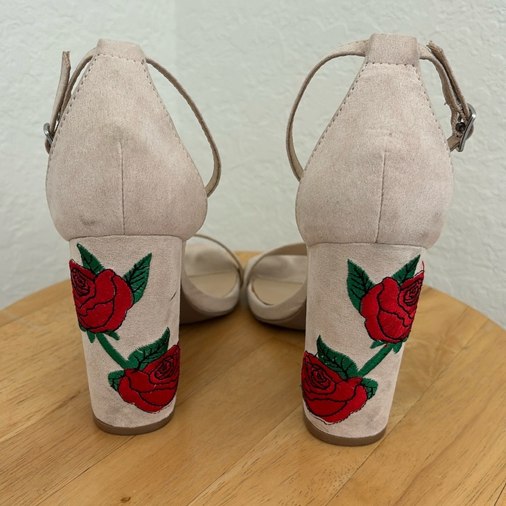 Lulu’s block heels